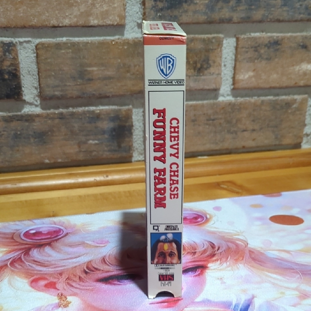 Funny Farm VHS (1988) – Comedy/Drama - Picture 5 of 11